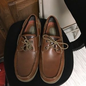 Sperry Top-Sider SZ 14 Benefits Charity